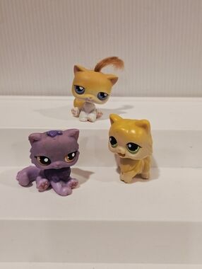 Littlest Pet Shop LPS Vintage Cat Figure Set